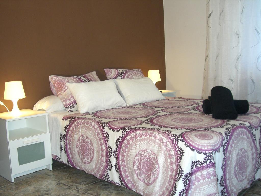 Pension Aqua Rooms Portomarin Eksteriør billede