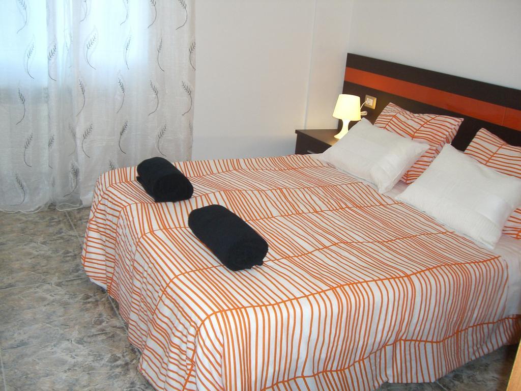 Pension Aqua Rooms Portomarin Eksteriør billede