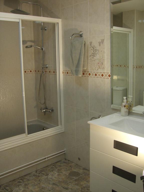 Pension Aqua Rooms Portomarin Eksteriør billede
