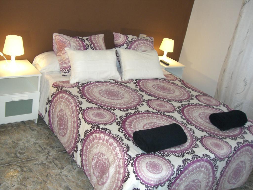 Pension Aqua Rooms Portomarin Eksteriør billede